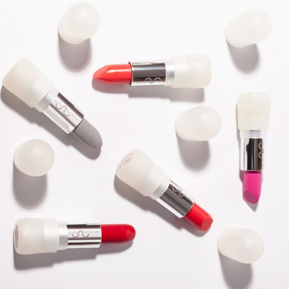 Uslu Airlines Lipstick 'BIR' - Bright Pink - Picture 3 of 4